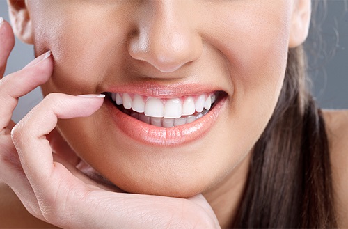 Bột tẩy trắng răng eucryl - Những thông tin bạn cần biết 3